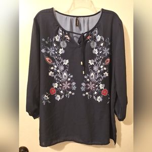 Runway NYC Blouse Size 16 Navy Blue Floral Print Tassel Tie Keyhole Neck Tunic